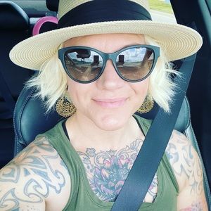 Meet your Posher, Rachel